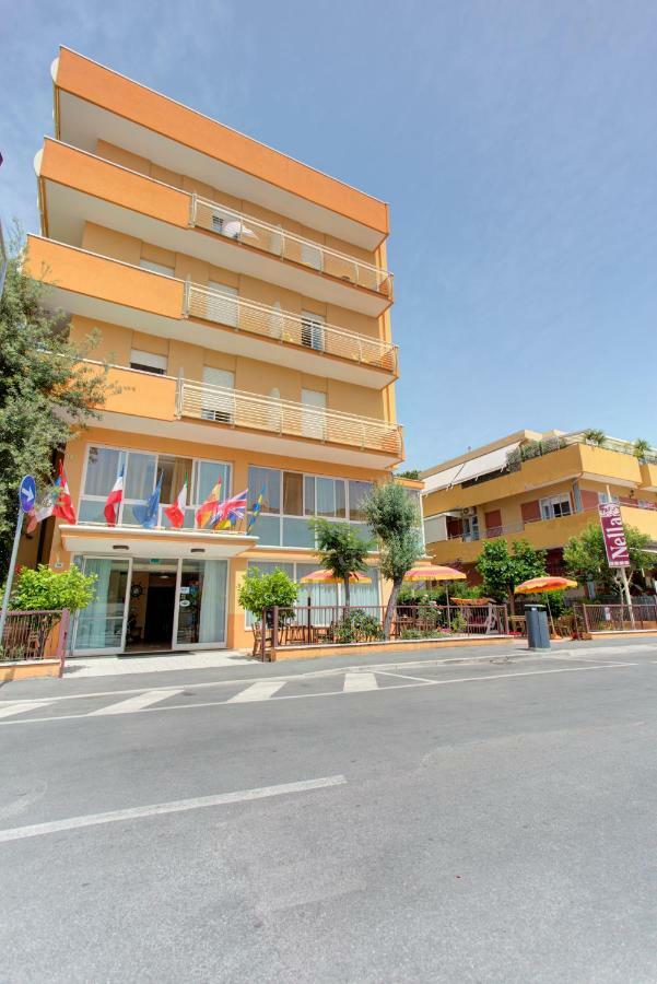 Hotel Nella Rimini Exteriör bild